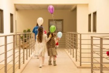 איך לארגן קייטנה במקום העבודה ולהישאר בחיים?